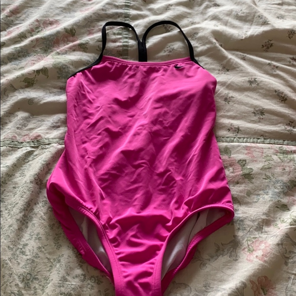 One piece swim suit